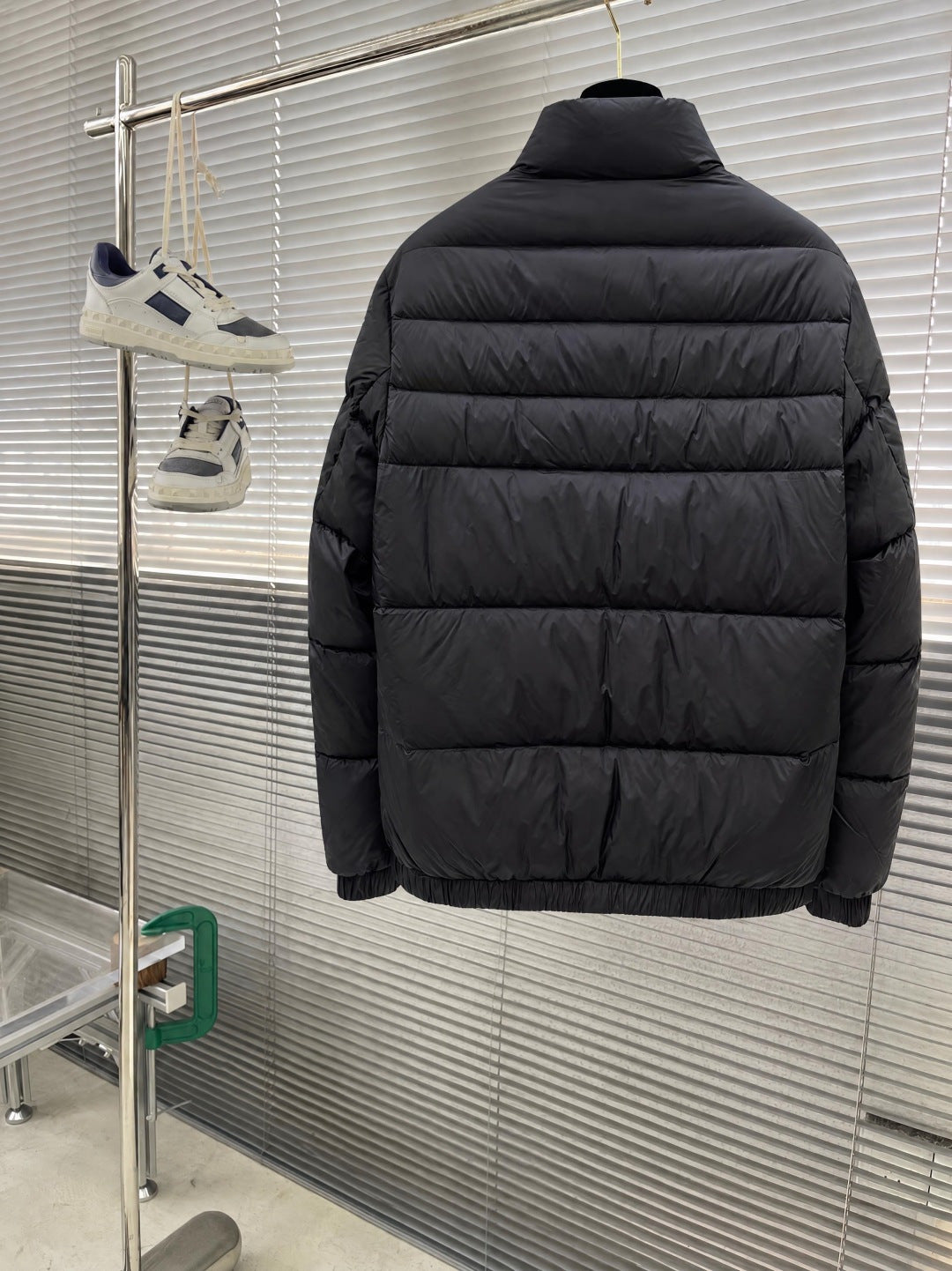 Black Stand-Collar Puffer Jacket | Check-Lined Detail & Everyday Style