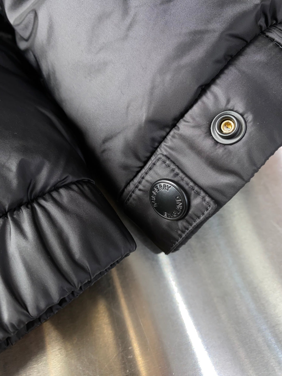 Black Stand-Collar Puffer Jacket | Check-Lined Detail & Everyday Style