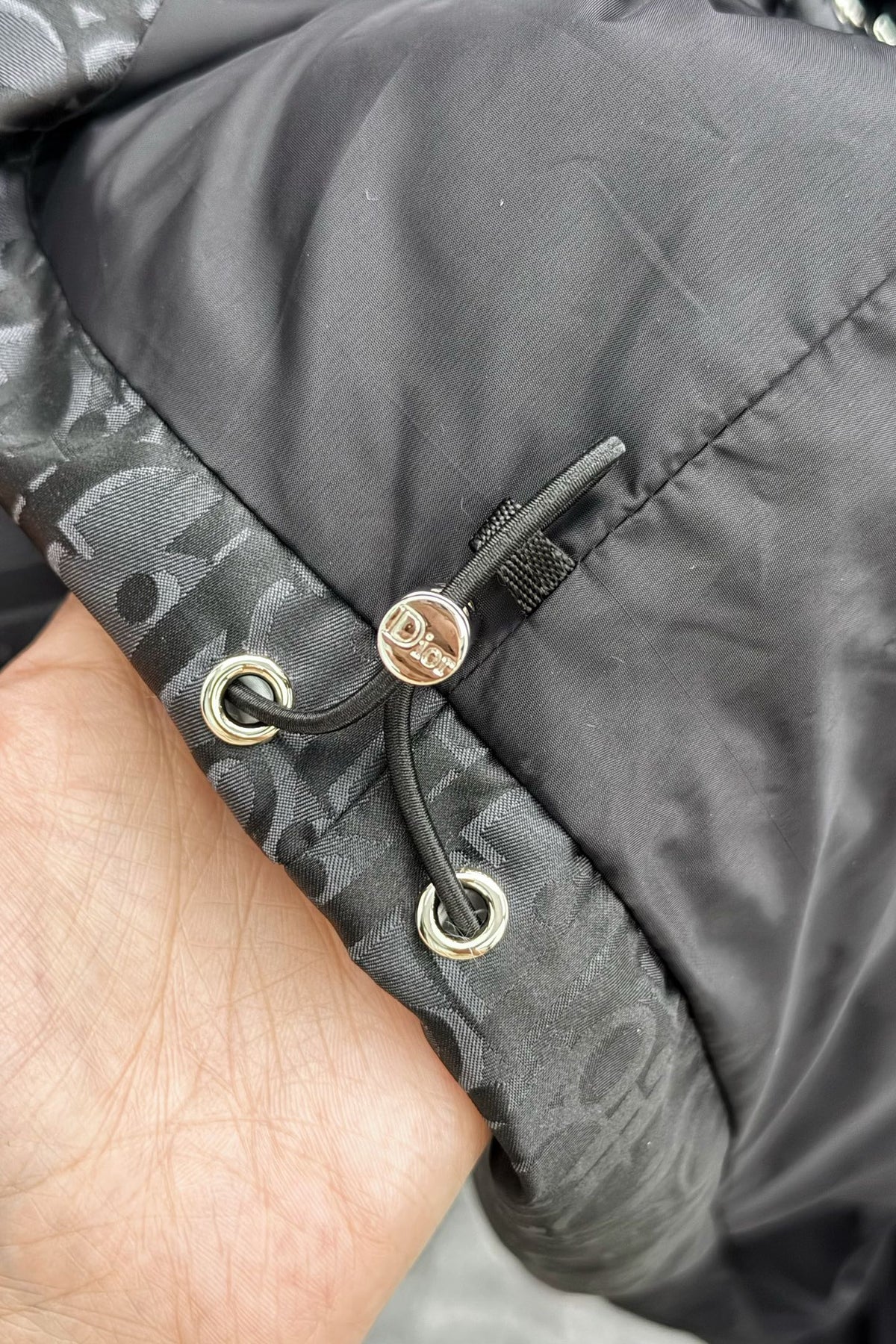 Dior 2026 Fall/Winter Goose Down Jacket | Warmth Meets Effortless Style