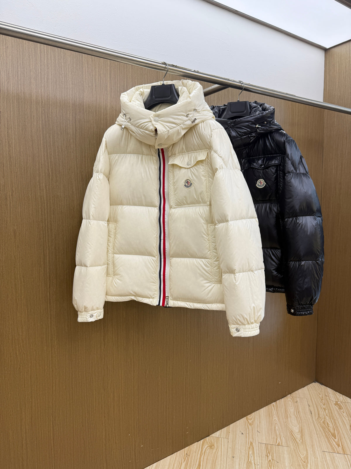 Mon 2026 Fall/Winter Unisex Hooded Goose Down Jacket | Warmth Meets Everyday Style
