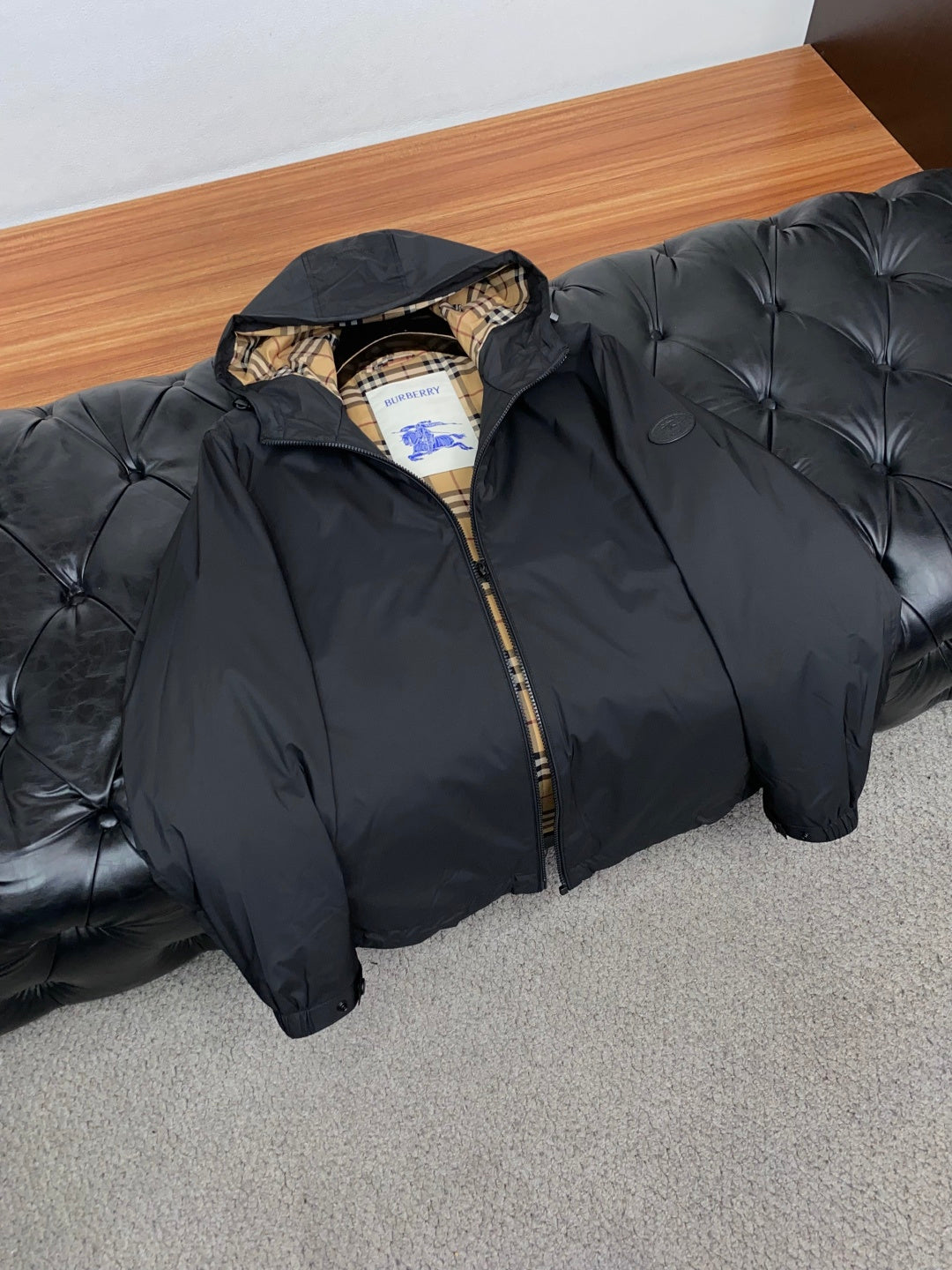 BURBERRY Hooded Jacket | Check Lining Detail & Modern British Style